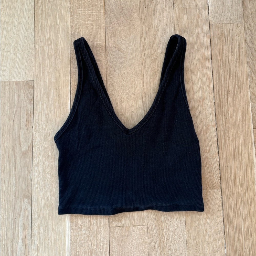 Zara Black Ribbed V-Neck Crop Tank